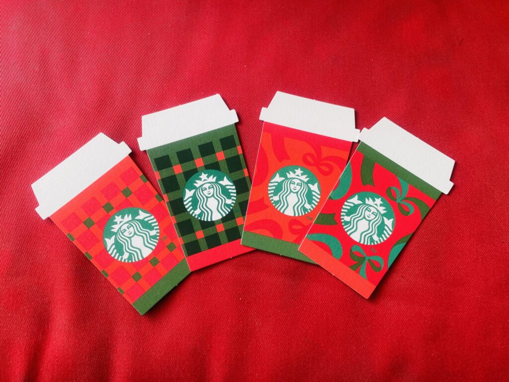 Starbucks 2025 holiday１０