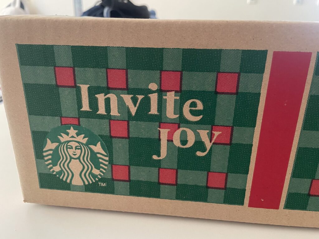 Starbucks HAPPY HOLIDAYS！２