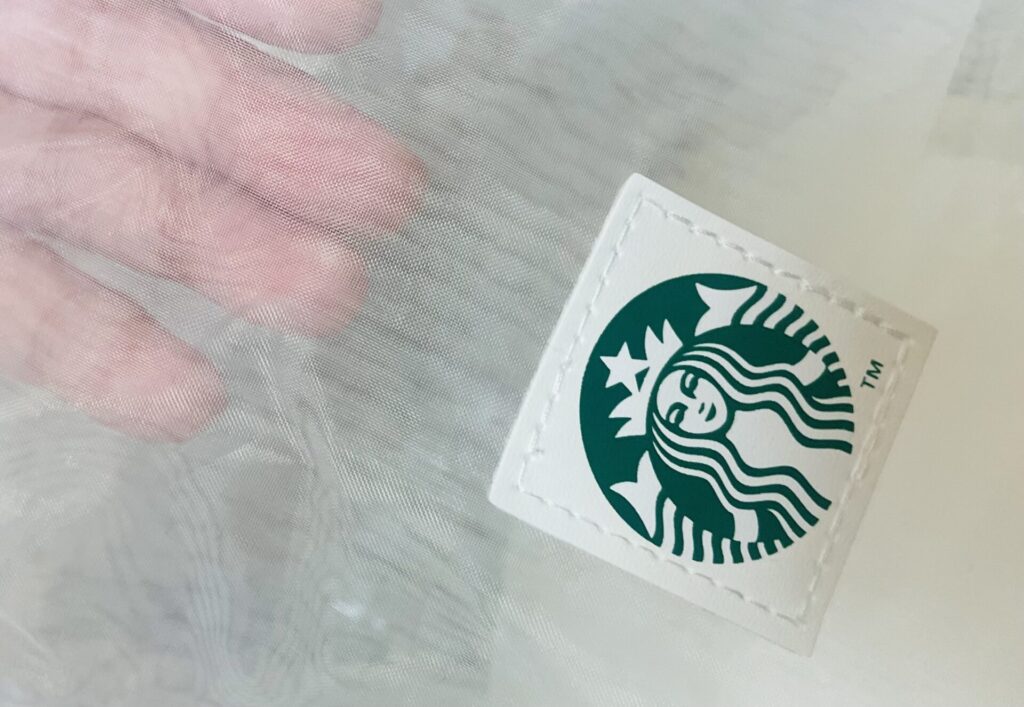 Starbucks HAPPY HOLIDAYS！６