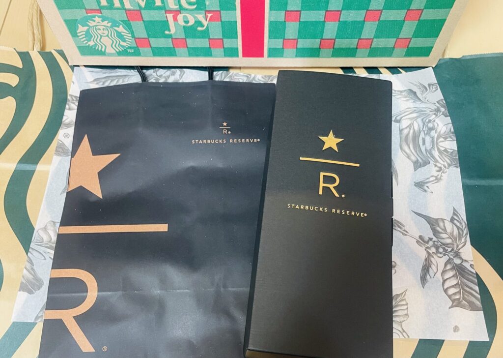 Starbucks HAPPY HOLIDAYS！１５