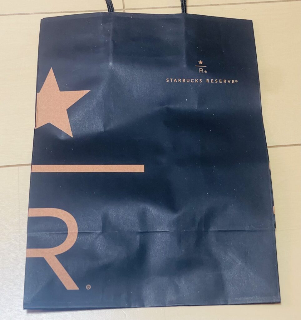 Starbucks HAPPY HOLIDAYS！１６