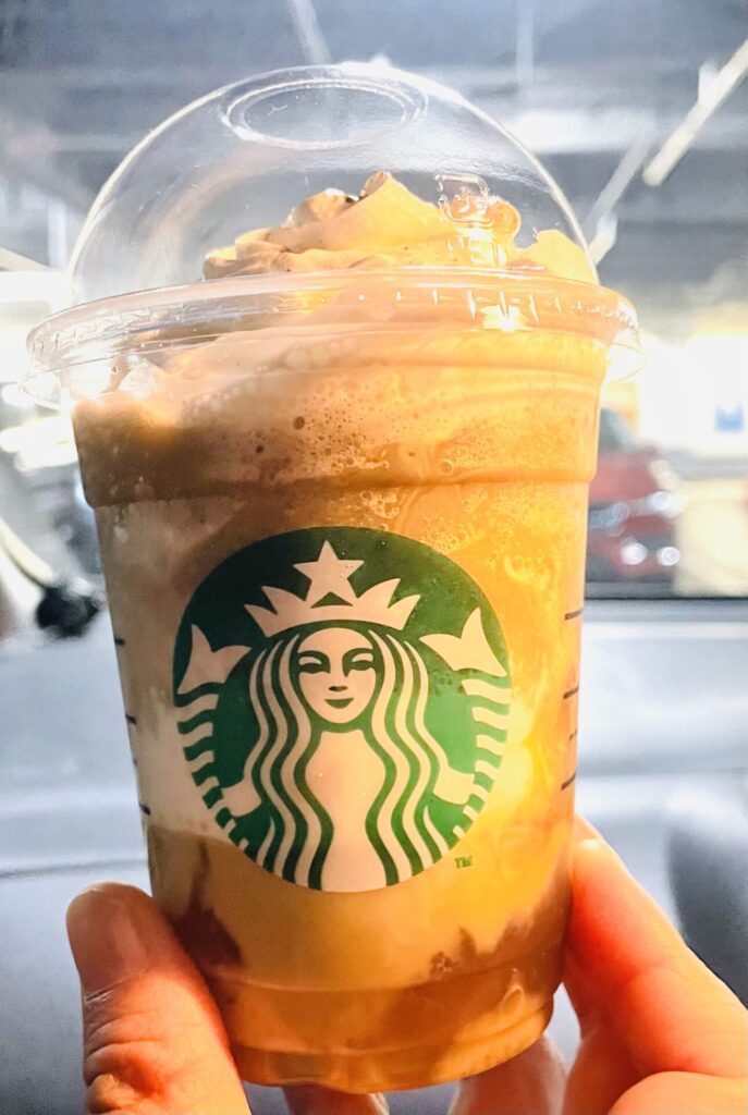 Starbucks『The STAR FRAPPUCCINO』２８